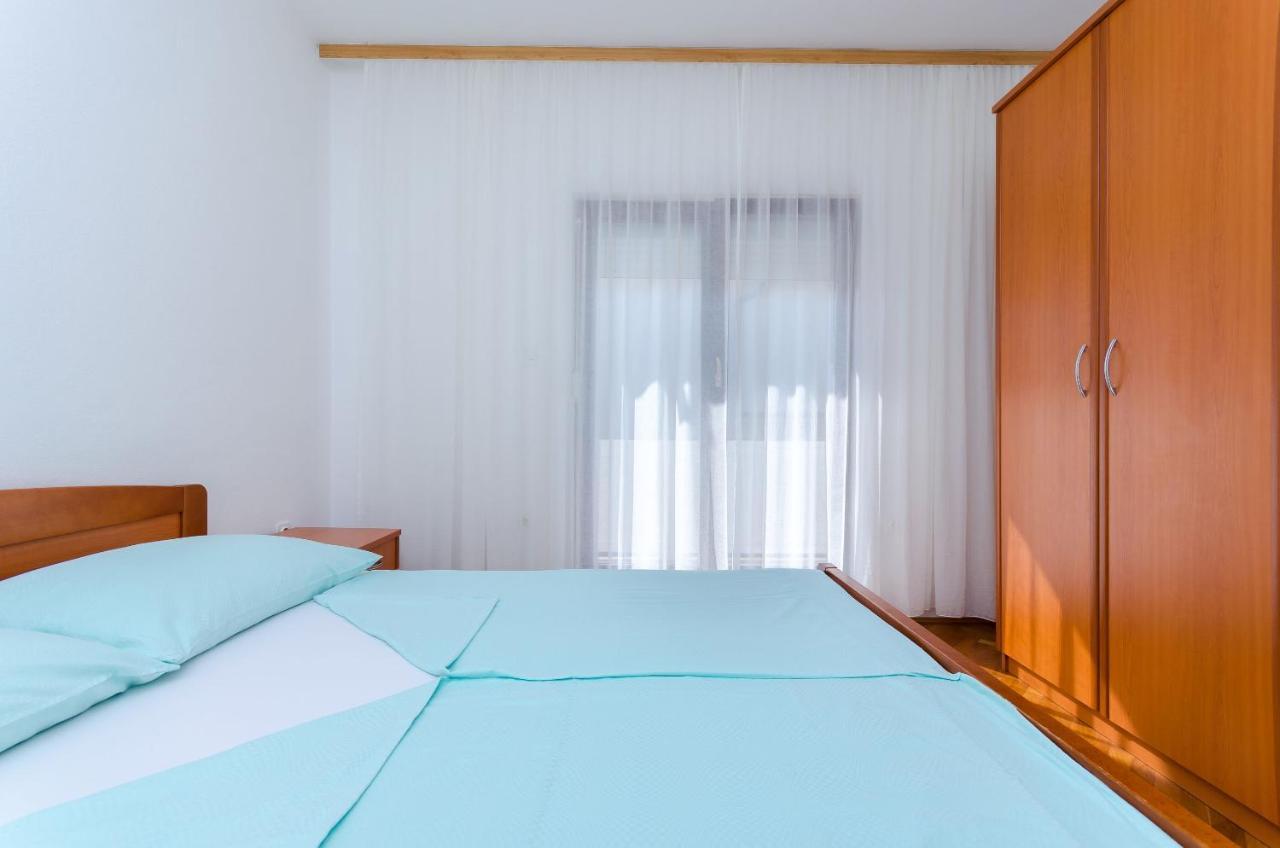 Apartments Ruza A โลปาร์ ภายนอก รูปภาพ